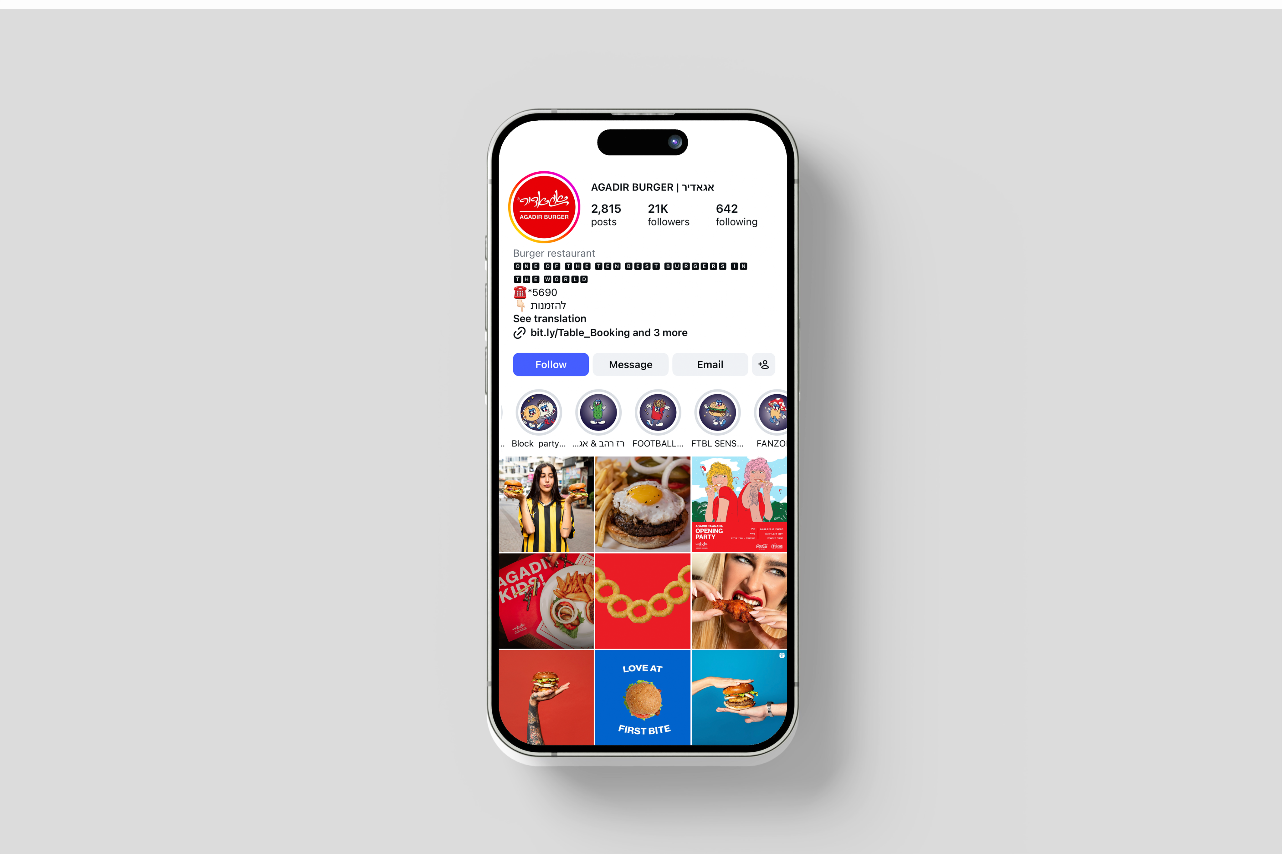 The letters Aa in a typographic diagram